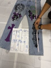 CH Hand-painted Graffiti Bull King - 图片 3